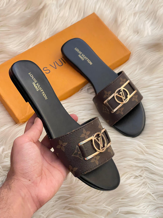 LV FLATS